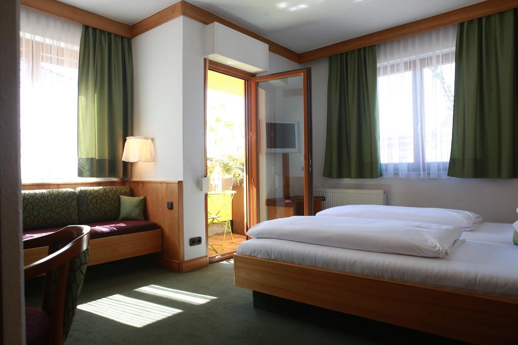 Hotel Zillners Einkehr *** 알트하임 외부 사진