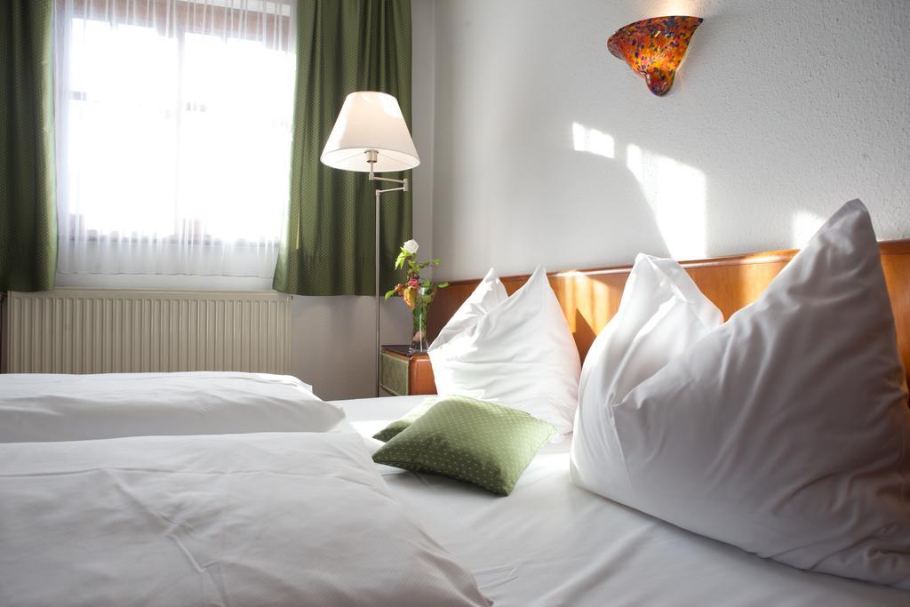Hotel Zillners Einkehr *** 알트하임 객실 사진